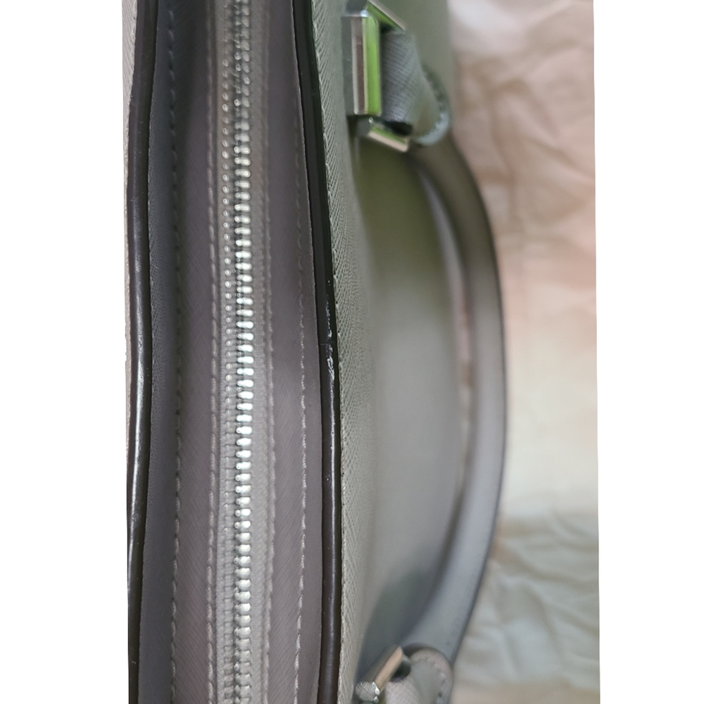 Michael Kors Hang Bag - Picture 4 of 8